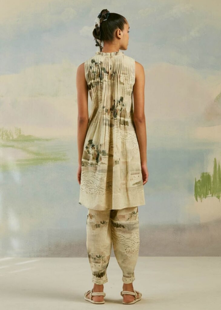 Modern Toile Coastal Tunic - Image 6